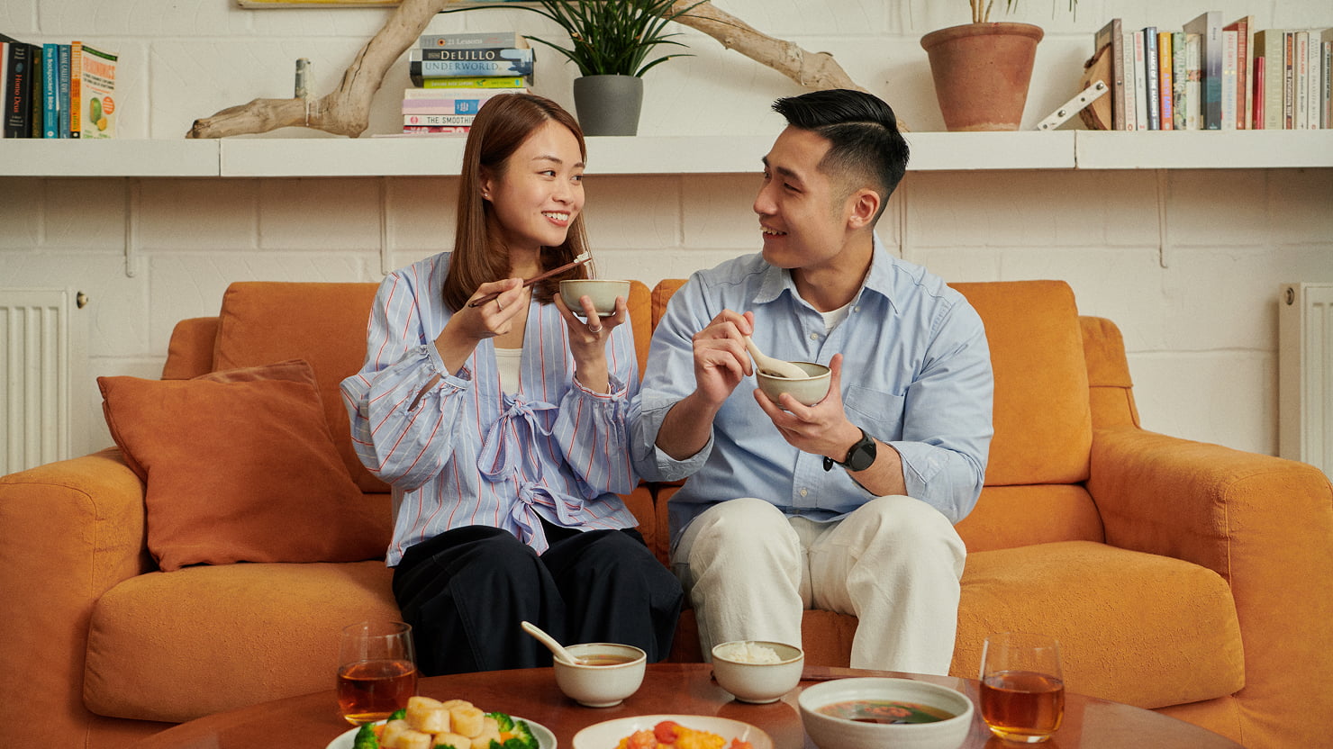 香港から新たな地へ ふたり編　新しい街で、ふたりの“いつもの味”をつくっていく。